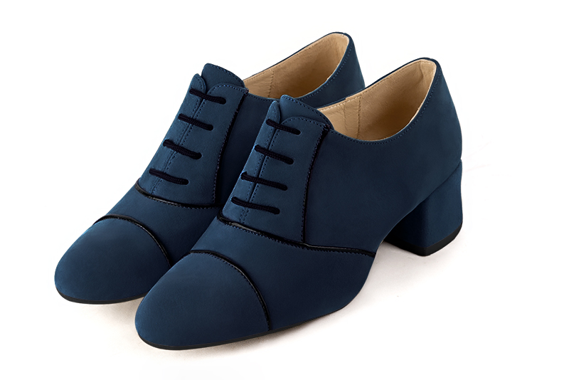 Navy blue and gloss black women's essential lace-up shoes. Round toe. Low flare heels - Florence KOOIJMAN